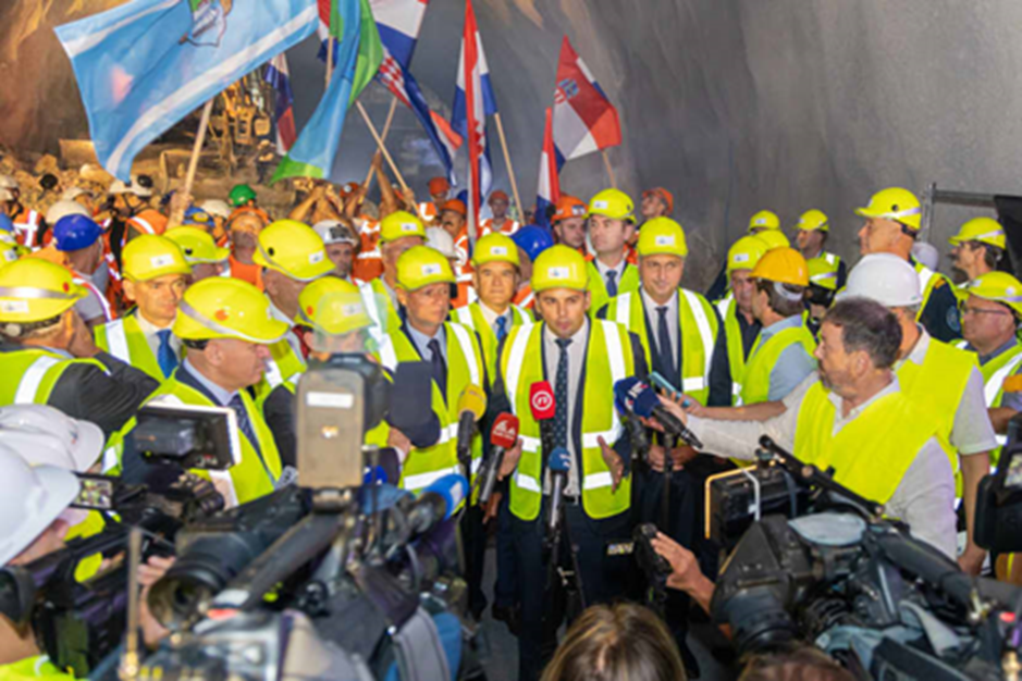 Breakthrough of the second Učka Tunnel